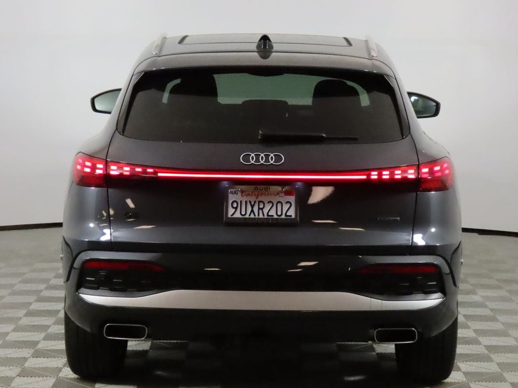 Used 2025 Audi Q5 2.0T Premium SUV