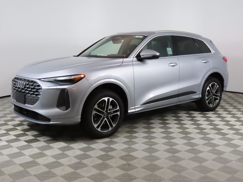 2025 Audi New Q5 Premium Plus's photo