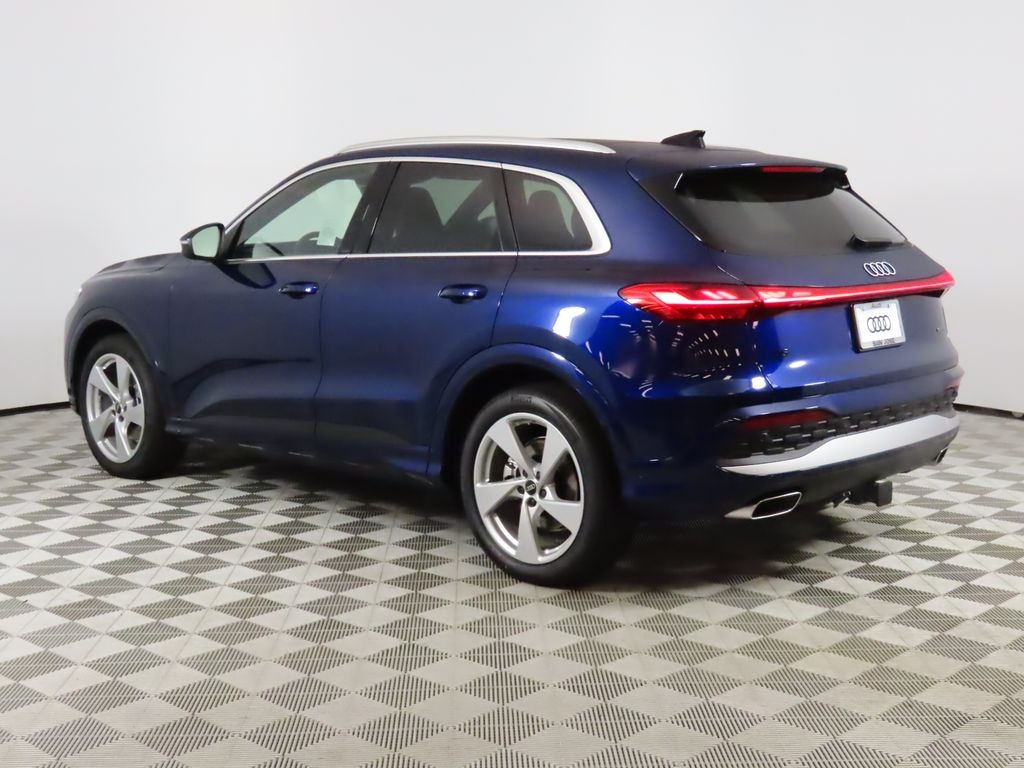 New 2025 Audi Q5 2.0T Premium SUV