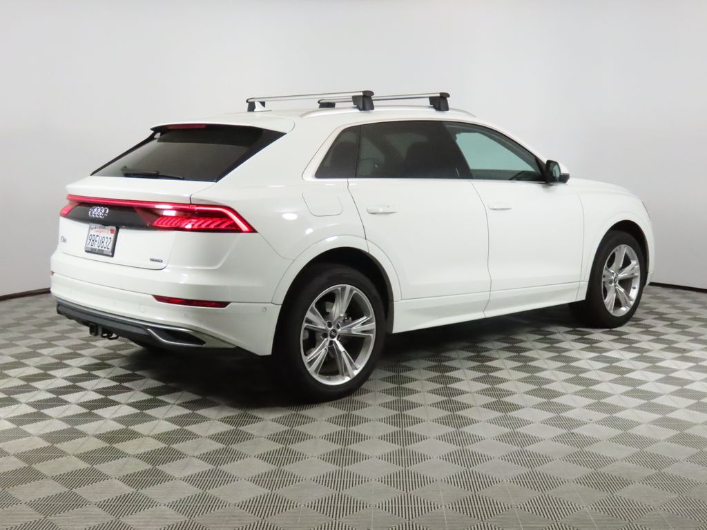 2022 Audi Q8 55 Premium Plus photo 4