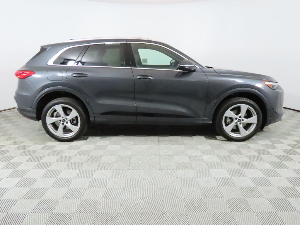 2025 Audi Q5 2.0T Premium Plus photo 5