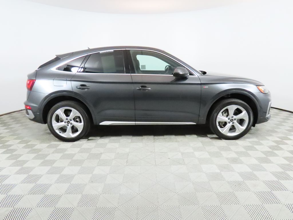 2023 Audi Q5 Sportback 45 S Line Premium photo 5