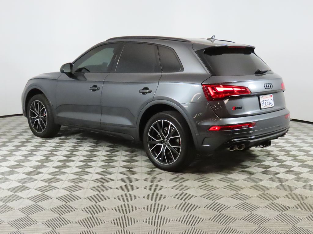 2023 Audi SQ5 Premium Plus photo 2