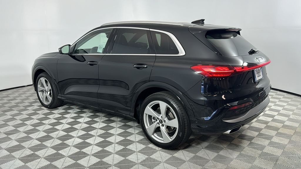 New 2025 Audi Q5 Prestige SUV