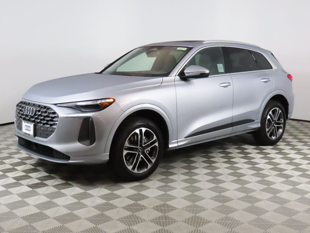 2025 Audi New Q5 Premium Plus's photo