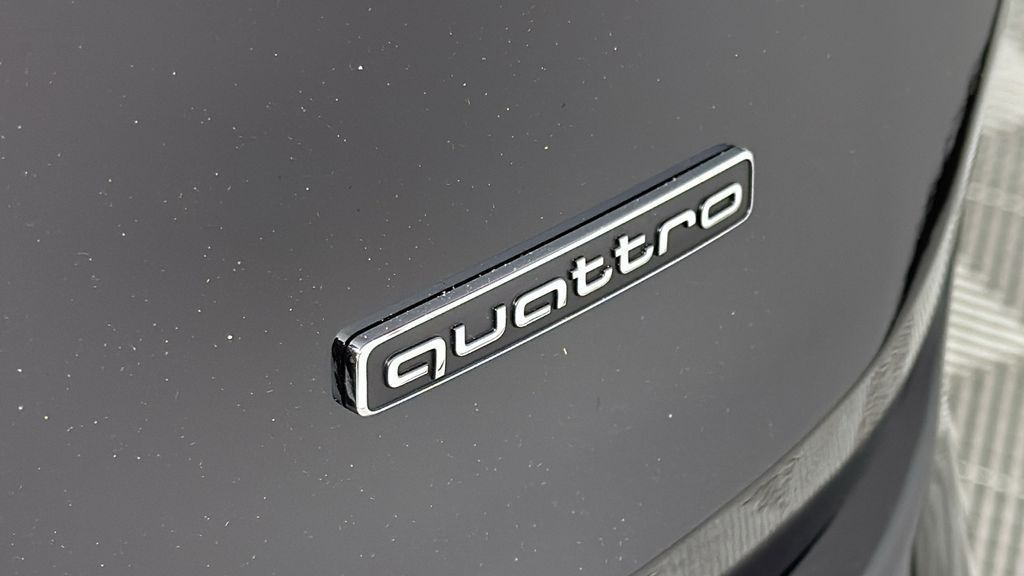 2025 Audi Q7 Prestige - Photo 10