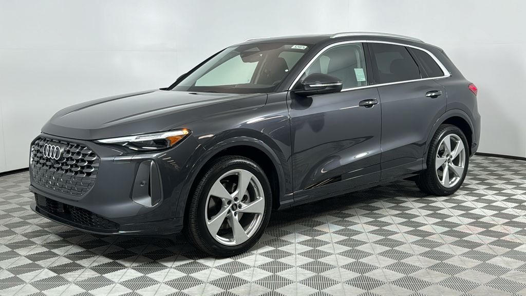 2025 Audi New Q5 Prestige's photo