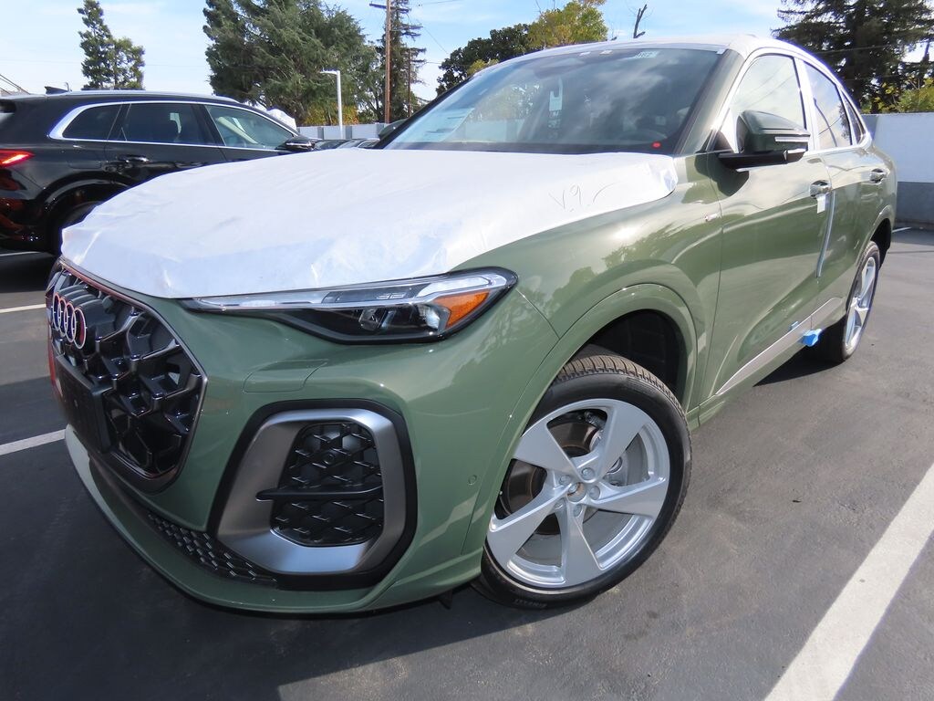 New 2025 Audi Q5 2.0T Premium SUV