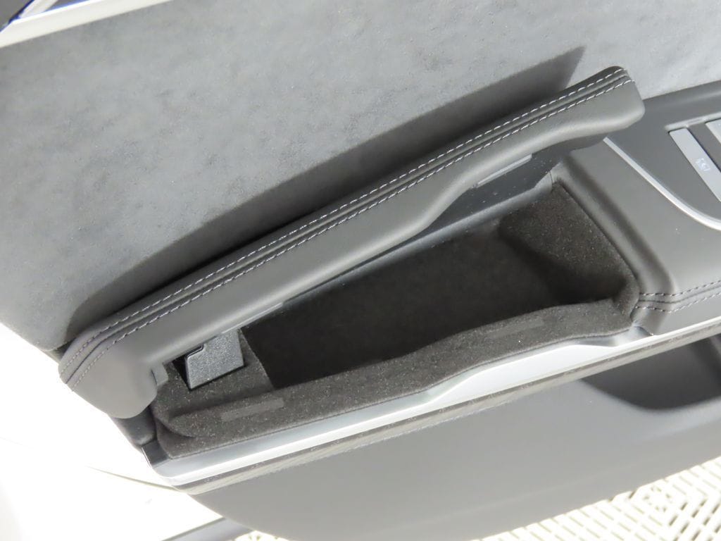 2025 Audi A8 Base - Photo 43