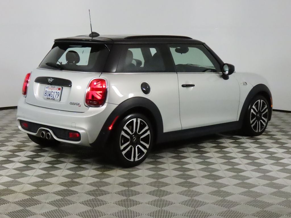 2021 MINI Cooper S Signature photo 4
