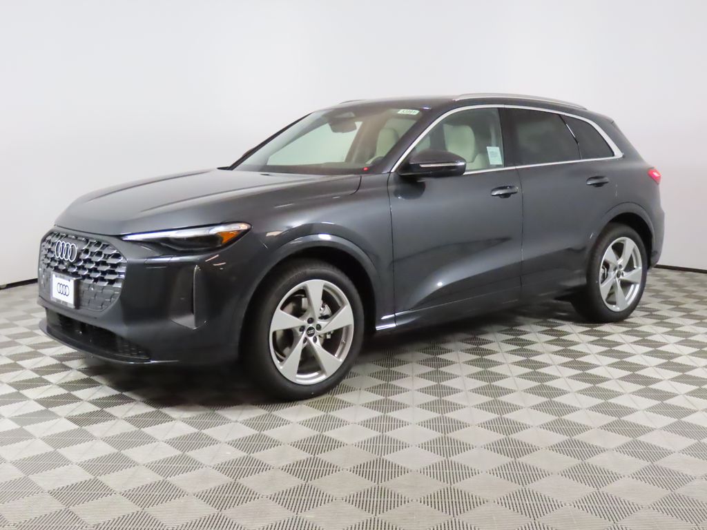 2025 Audi New Q5 Prestige's photo