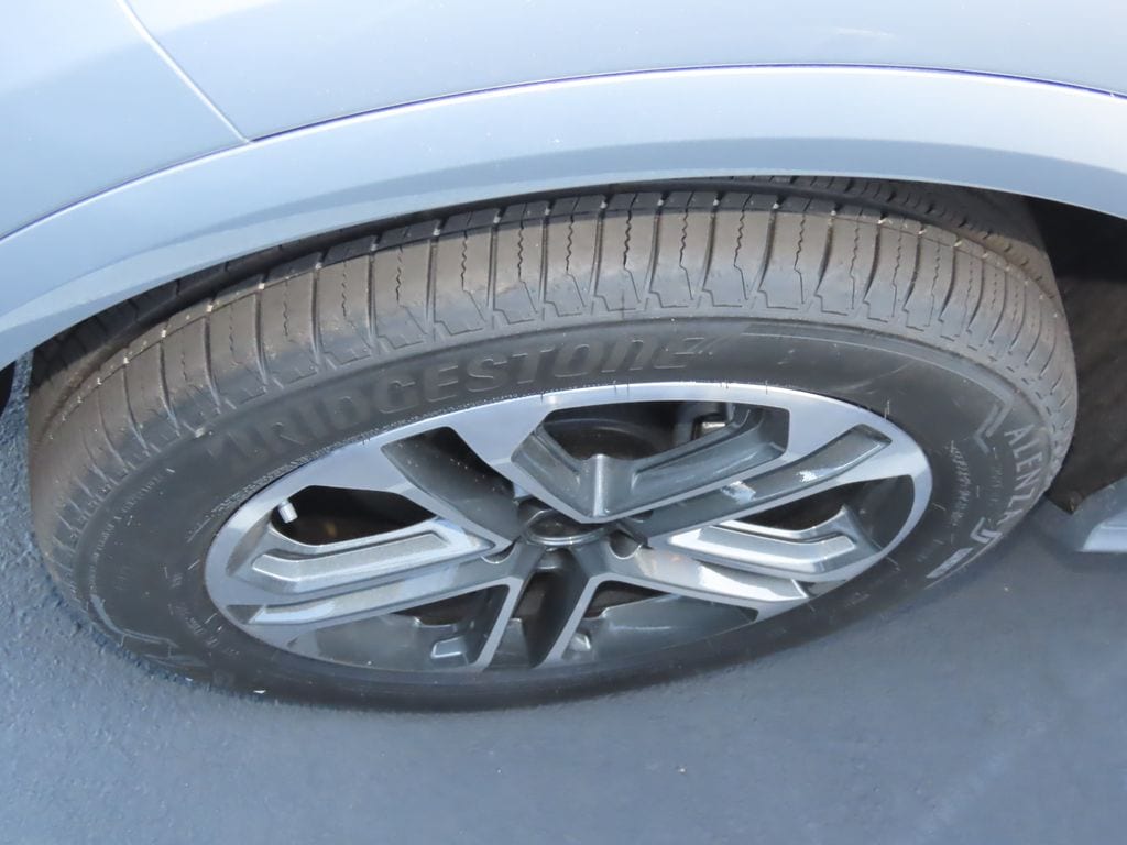 New 2025 Audi Q5 2.0T Premium SUV