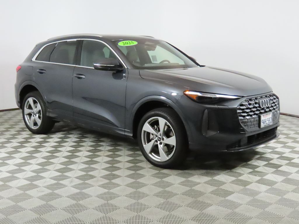 2025 Audi Q5 2.0T Premium Plus photo 6