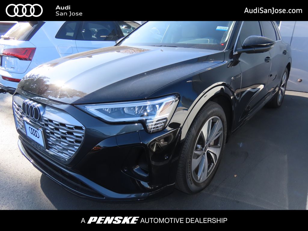 2024 Audi Q8 e-tron Premium Plus's photo