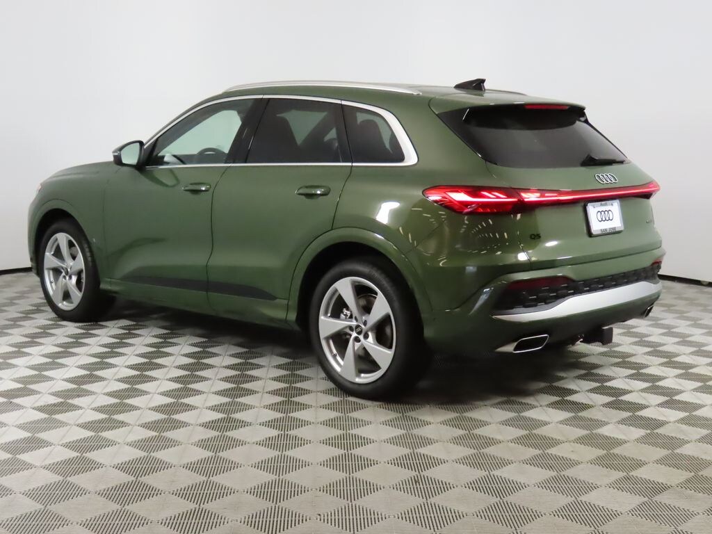 New 2025 Audi Q5 2.0T Premium SUV