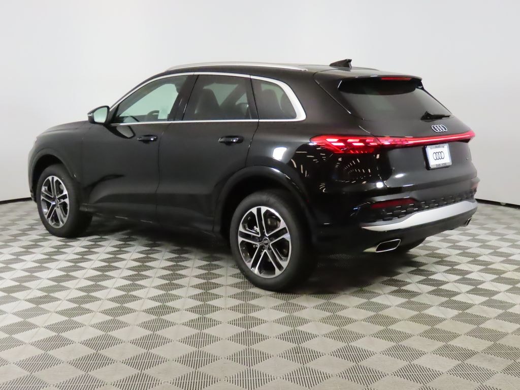 New 2025 Audi Q5 2.0T Premium SUV