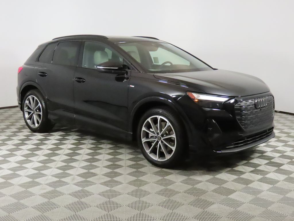 2026 Audi Q4 e-tron Premium - Photo 7