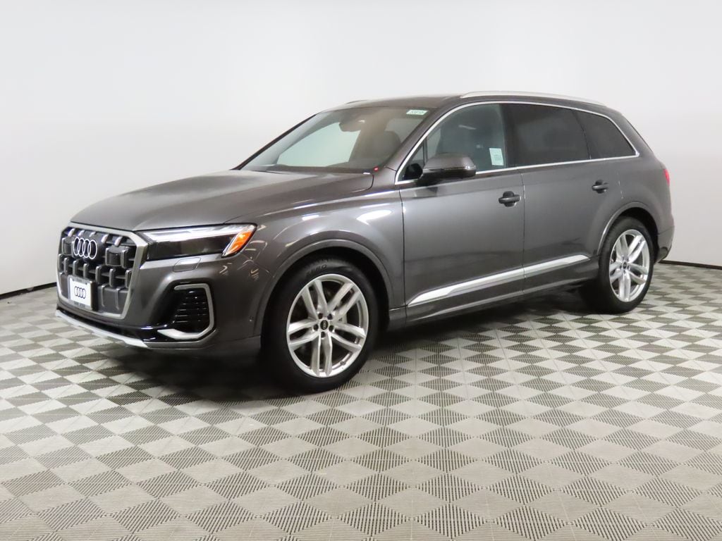 2025 Audi Q7 Premium Plus's photo