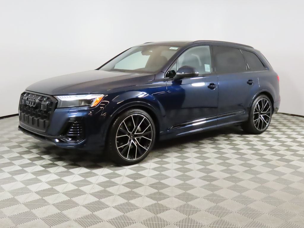 2025 Audi Q7 Prestige's photo