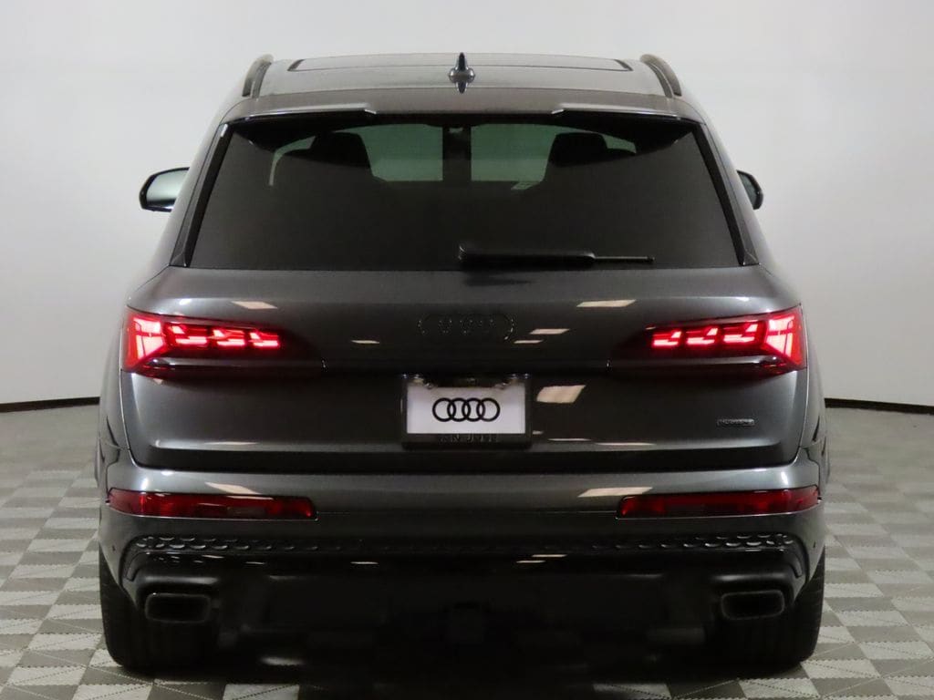 New 2026 Audi Q7 Prestige SUV