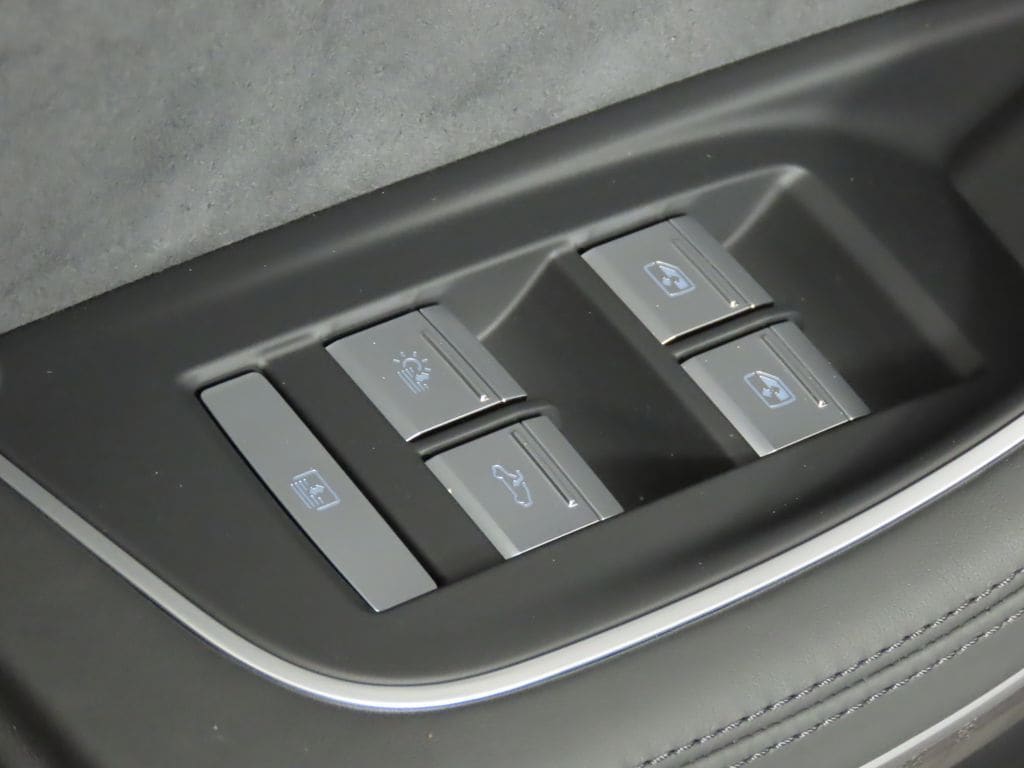 2025 Audi A8 Base - Photo 42