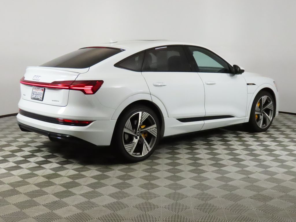 2023 Audi e-tron Sportback S Line Prestige photo 4