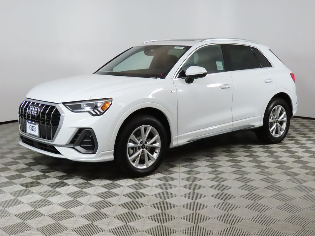 2025 Audi Q3 S Line Premium Plus's photo