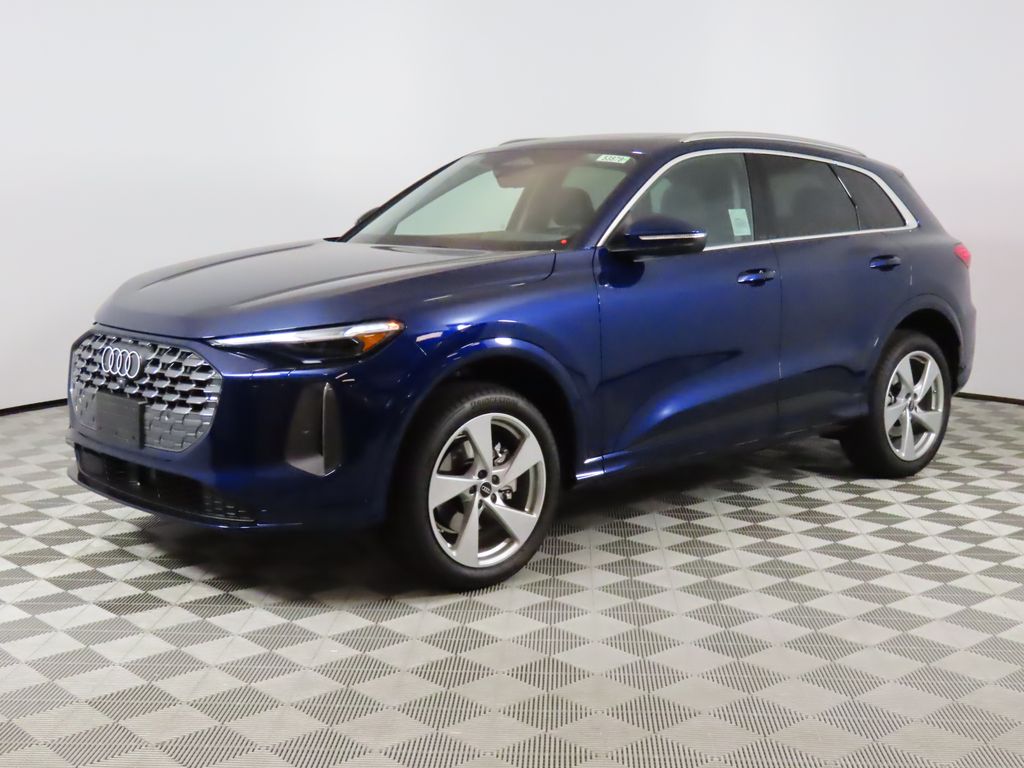 2025 Audi New Q5 Premium Plus's photo