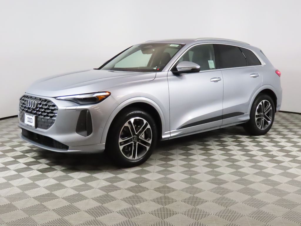 2025 Audi New Q5 Prestige's photo