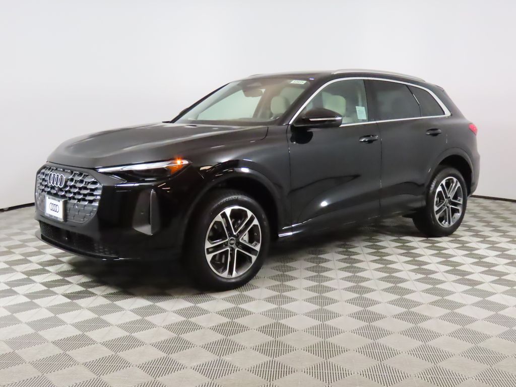 2025 Audi New Q5 Premium's photo