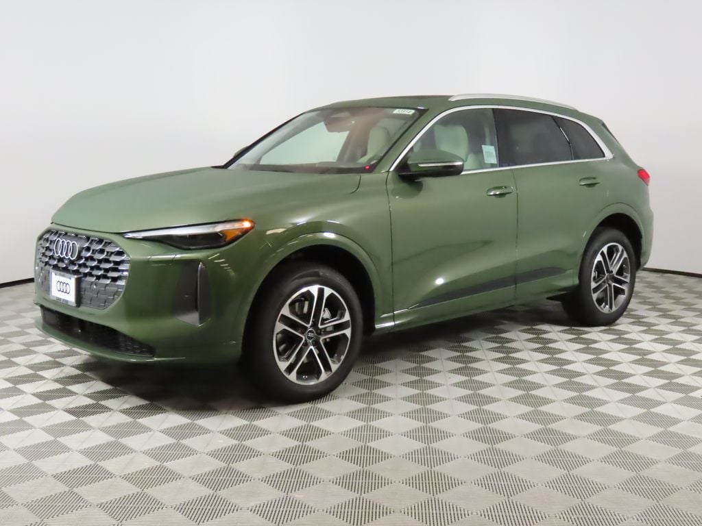 2025 Audi New Q5 Premium Plus's photo