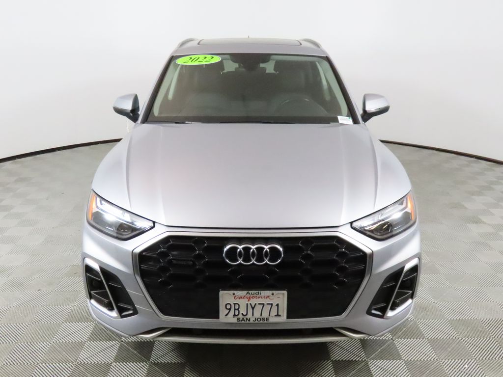 2022 Audi Q5 45 S Line Premium Plus photo 3
