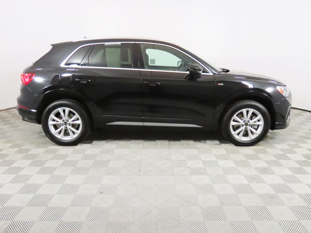 2025 Audi Q3 Premium Plus photo 5