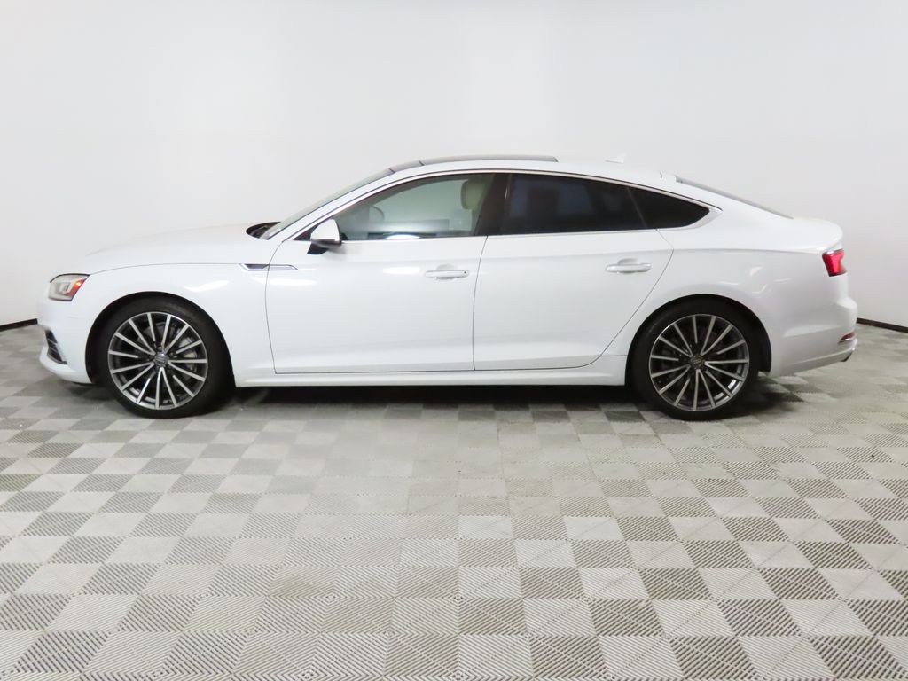 2018 Audi A5 2.0T Premium Plus photo 2