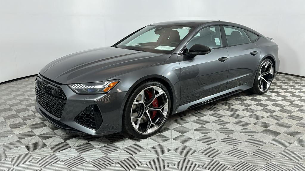 2025 Audi RS 7 Base's photo
