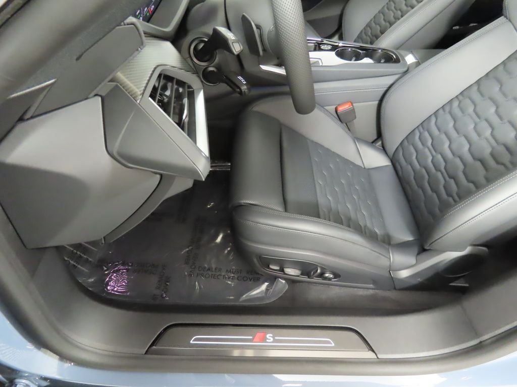 2026 Audi S e-tron GT Premium Plus - Photo 35