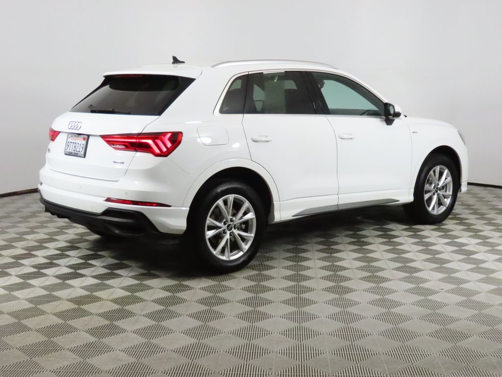 2025 Audi Q3 Premium Plus photo 4