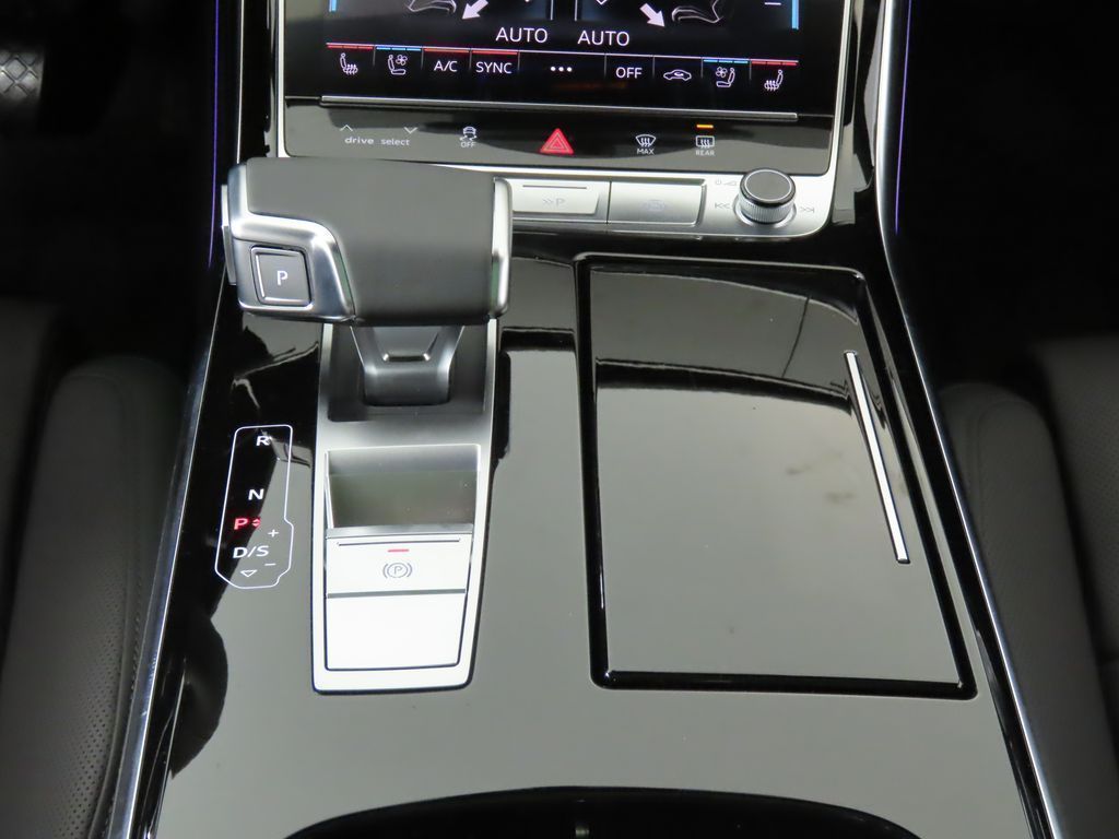 2025 Audi A8 Base - Photo 22