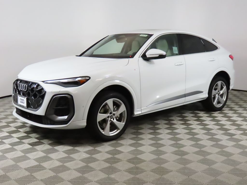 2025 Audi New Q5 Sportback Premium Plus's photo