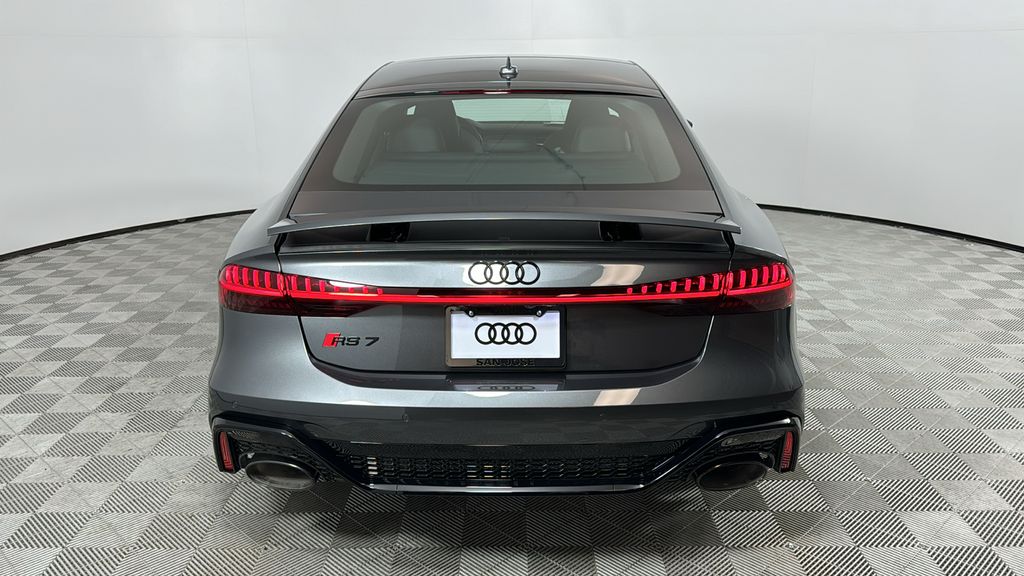 2025 Audi RS 7 Performance photo 4