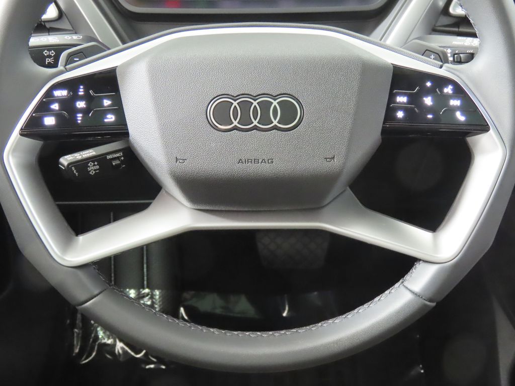 2026 Audi Q4 e-tron Premium - Photo 15