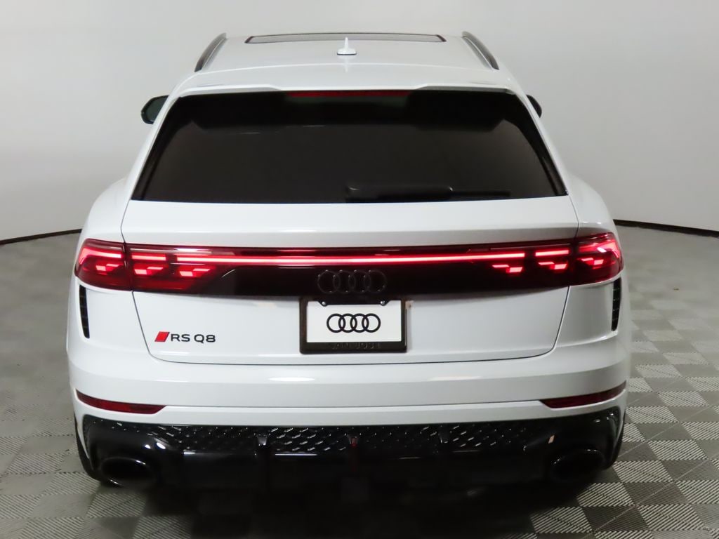 New 2025 Audi RS Q8 4.0T performance SUV