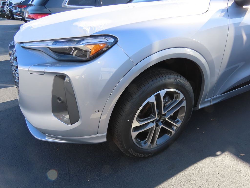 New 2025 Audi Q5 2.0T Premium SUV