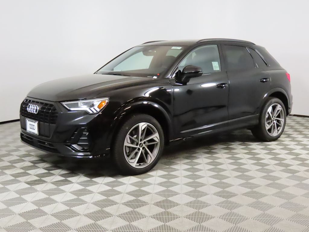 2025 Audi Q3 S Line Premium's photo