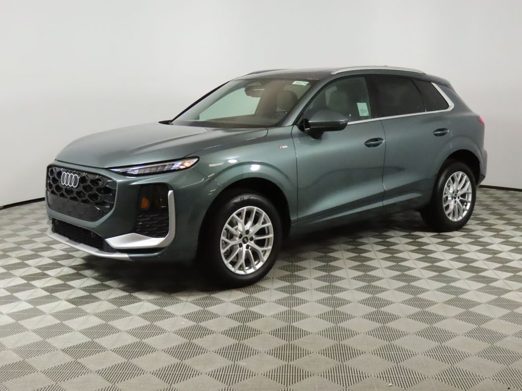 2026 Audi Q3 S line quattro's photo