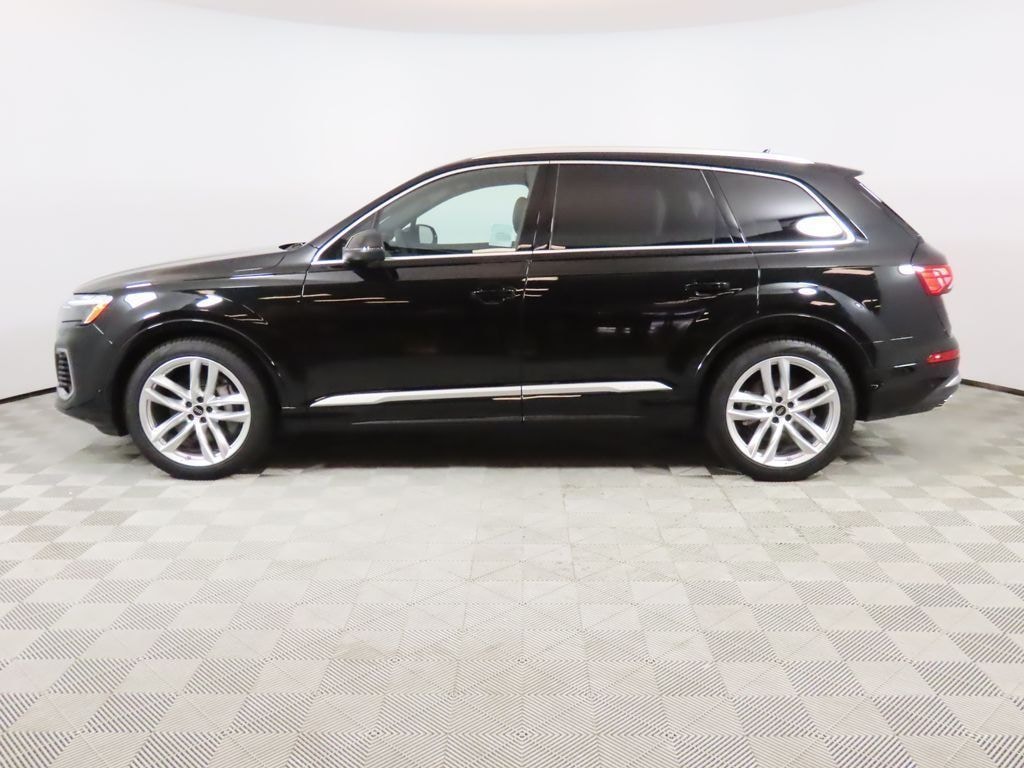 New 2025 Audi Q7 Premium Plus SUV