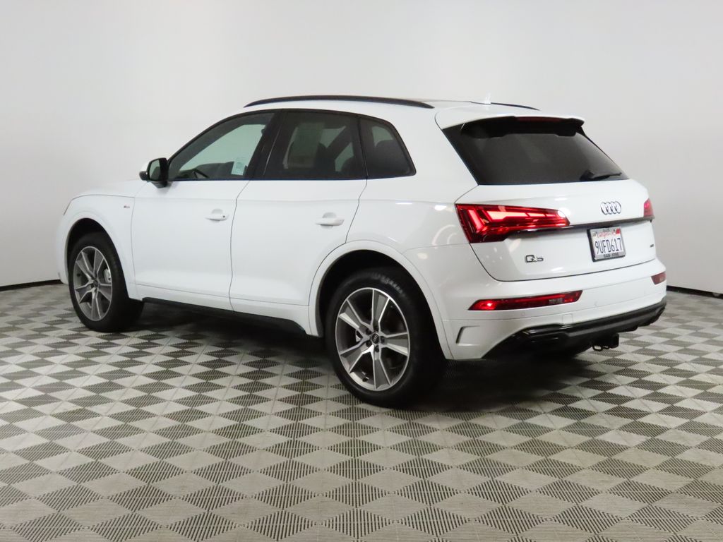 2025 Audi Q5 45 S Line Premium photo 2