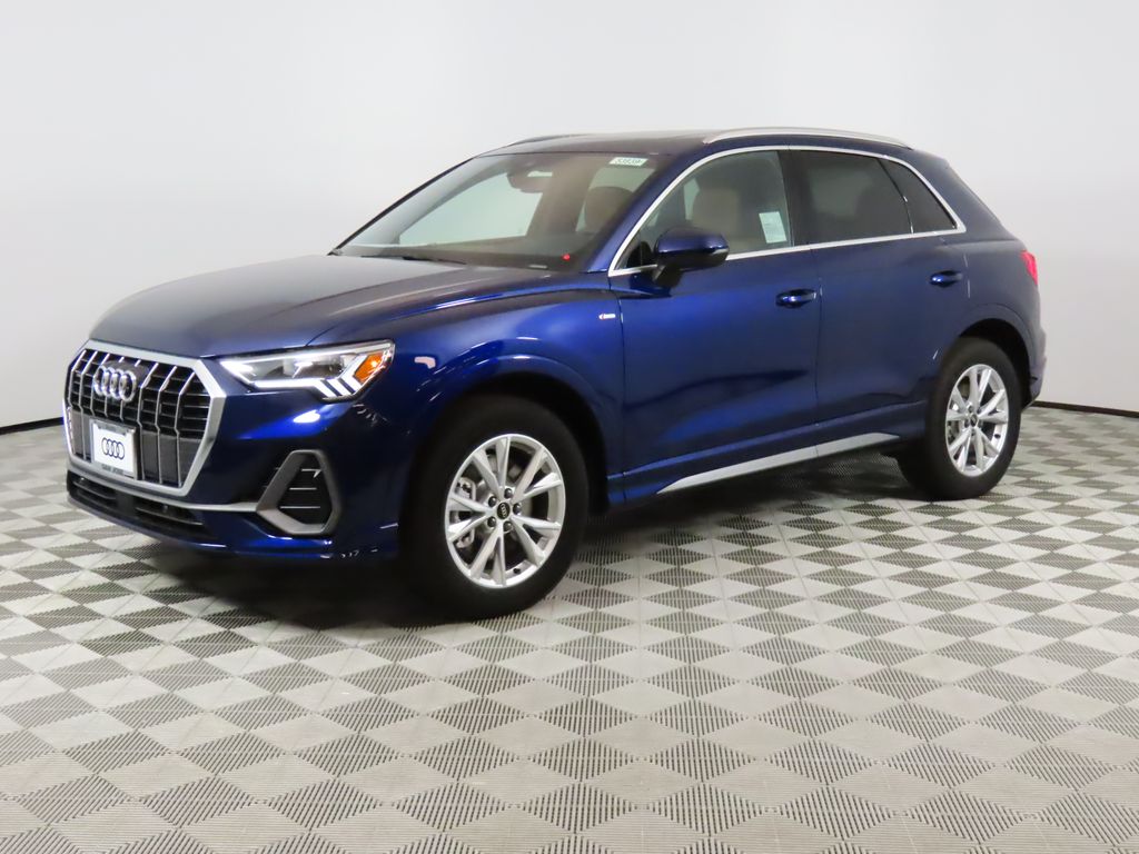 2025 Audi Q3 S Line Premium Plus's photo