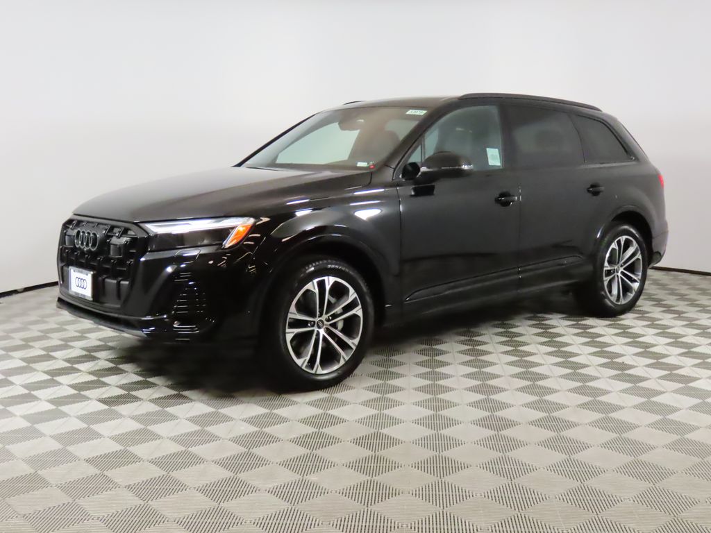 2025 Audi Q7 Premium Plus's photo