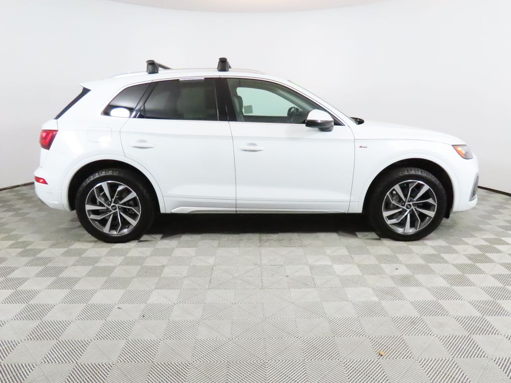 2023 Audi Q5 45 S Line Premium photo 5